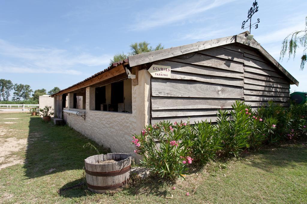 Gites Equestres Lou Caloun - Les Saintes Maries De La Mer Номер фото